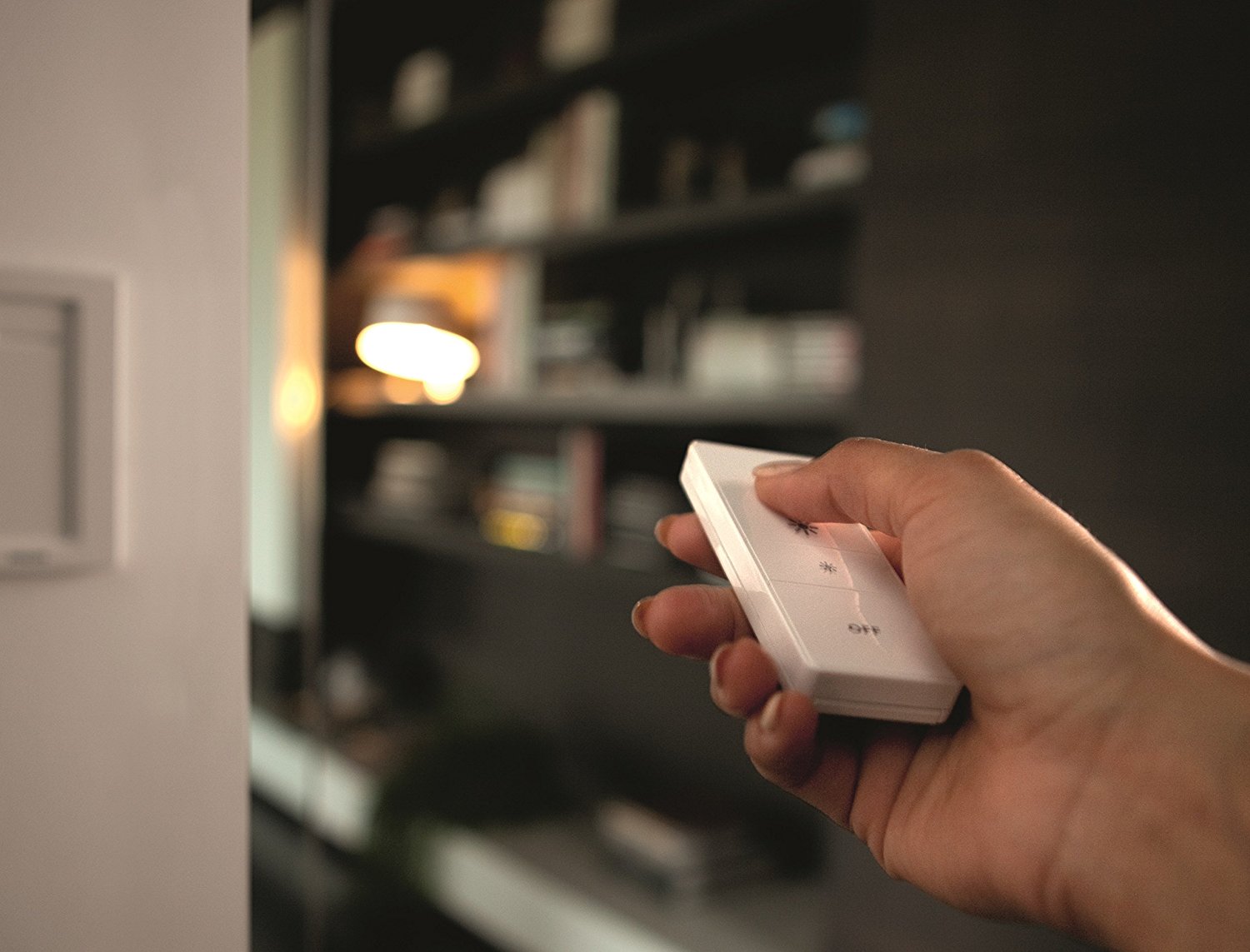 phillips-hue-dimmer-switch-4