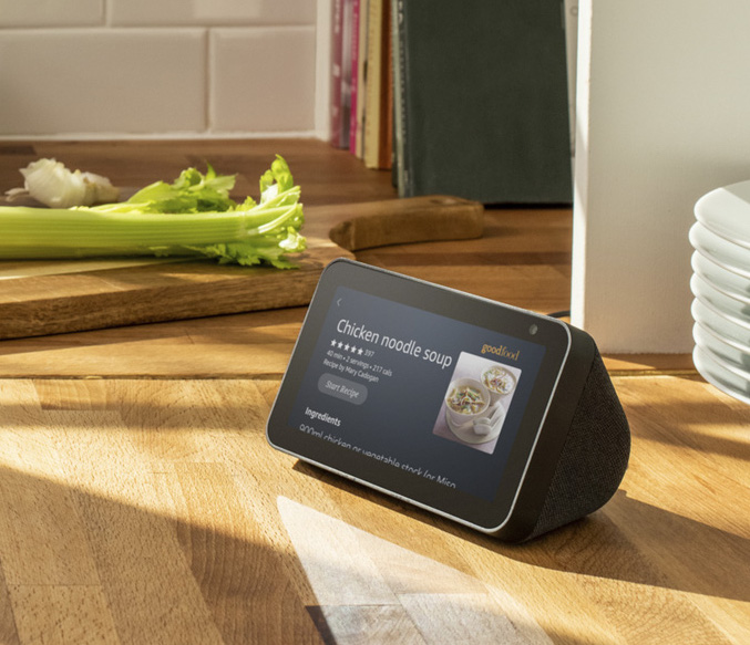 New-Amazon-Echo-Show-5-smart-speaker